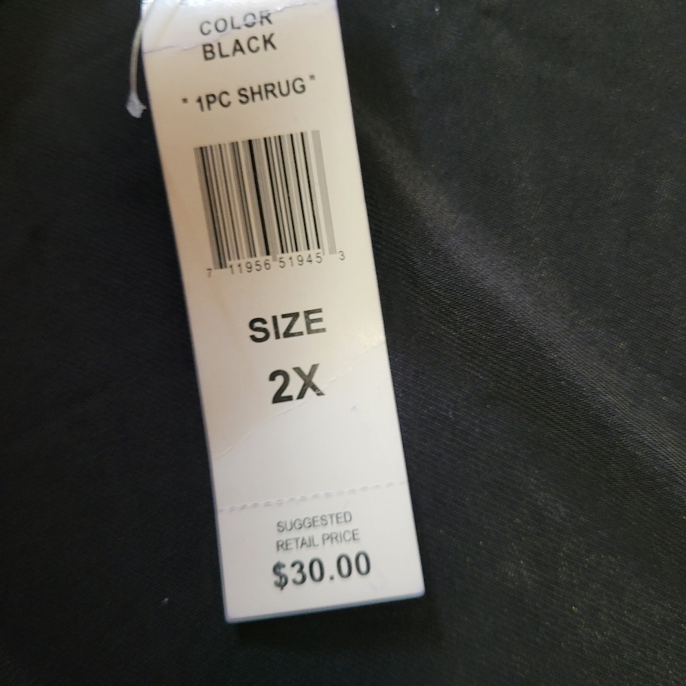 NWT Glamour Black Shrug With Ruffled Edges 2X - Picture 6 of 8